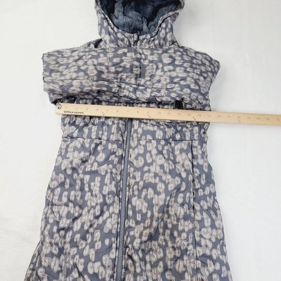 The North Face Girl's Black Mossbud Swirl Cheetah Reversible Parka Jacket Sz M - Picture 3 of 7